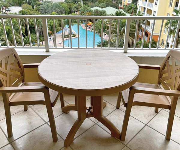 GROSus921037_GL01_cropped